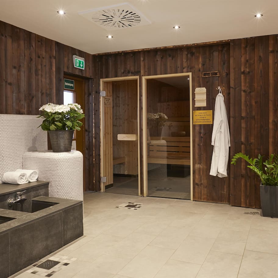 Sauna, Turkish bath, body treatments, body wraps, facials