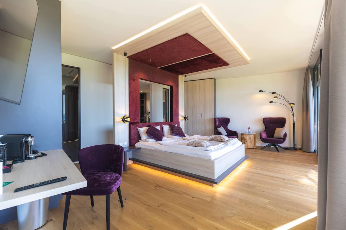 Suite panoramica | Biancheria da letto ipoallergenica, una cassaforte in camera