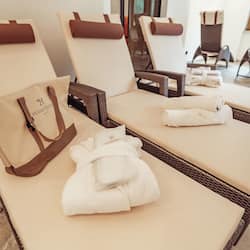 Sauna, body treatments, hot stone massages, sports massages, body scrubs