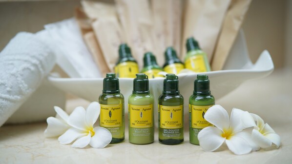 무료 미니바, 객실 내 금고, 책상, 암막 커튼