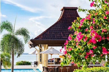 Fachada. Aqua Resort Club Saipan