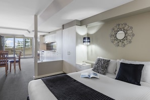 Individually decorated, desk, blackout drapes, soundproofing - Nesuto The Entrance Apartments (The Entrance)