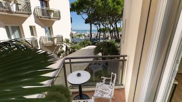 1 bedroom, premium bedding, minibar, in-room safe
