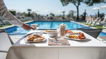 Daily buffet breakfast (EUR 25 per person)