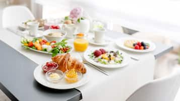 Tägliches Frühstücksbuffet (24 EUR pro Person)