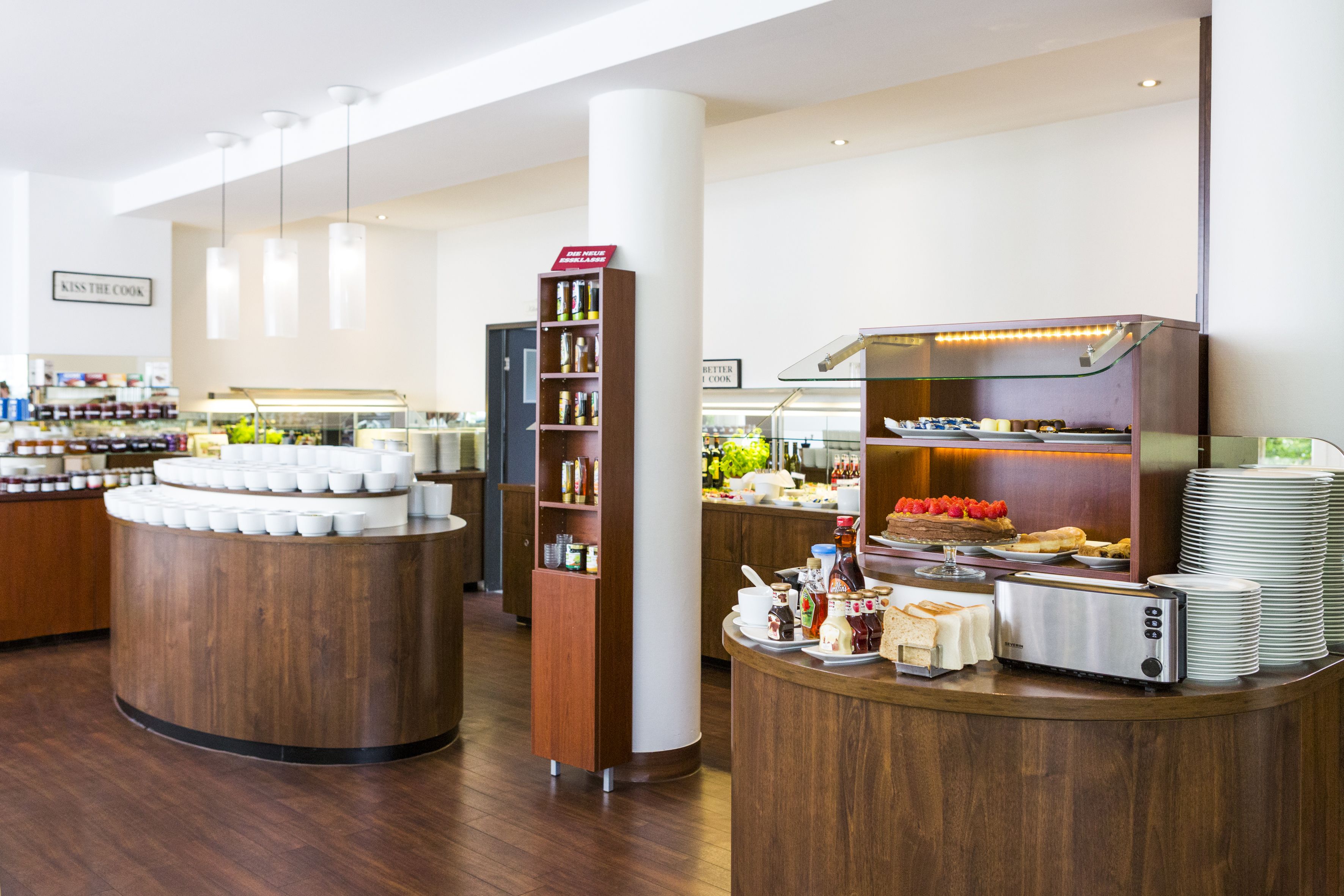 daily buffet breakfast (eur 24 per person)