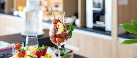 Daily buffet breakfast for a fee