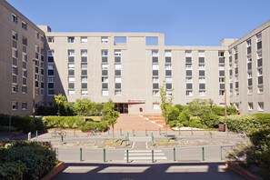 Bagian depan properti