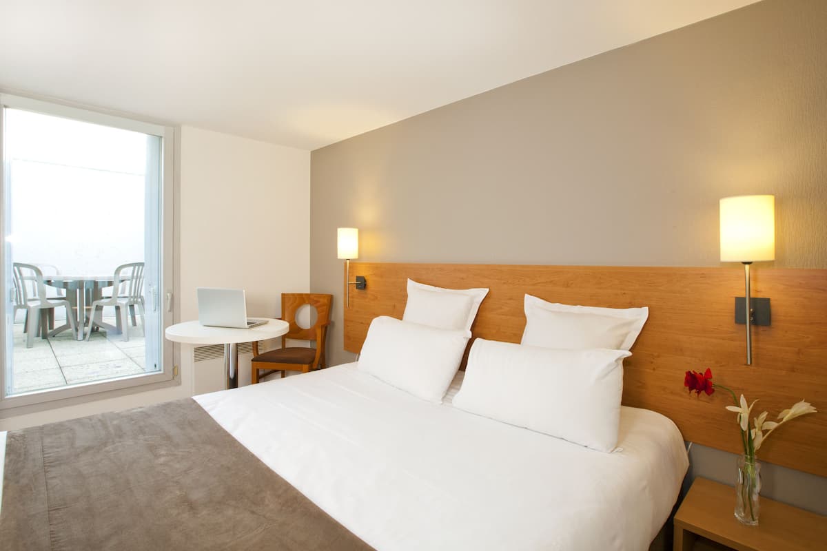 1 chambre, bureau, fer et planche Ă repasser, Wi-Fi gratuit