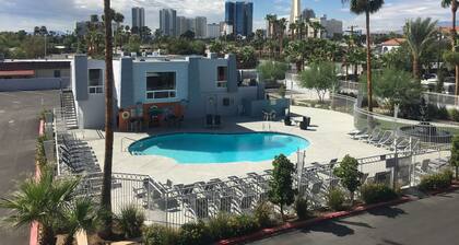 Super 8 by Wyndham Las Vegas North Strip/Fremont St. Area