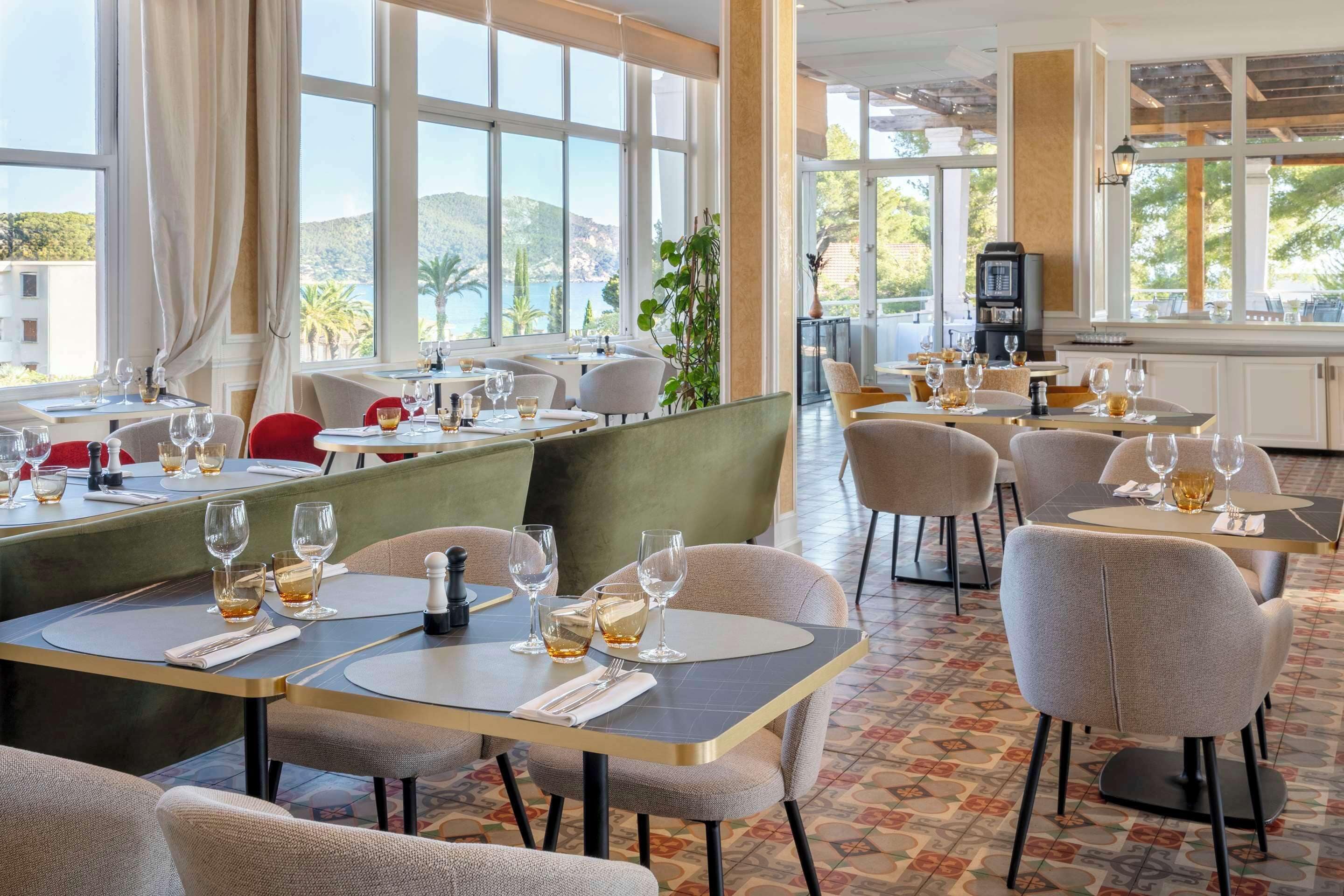 Photo - Grand Hotel Des Lecques, BW Signature Collection