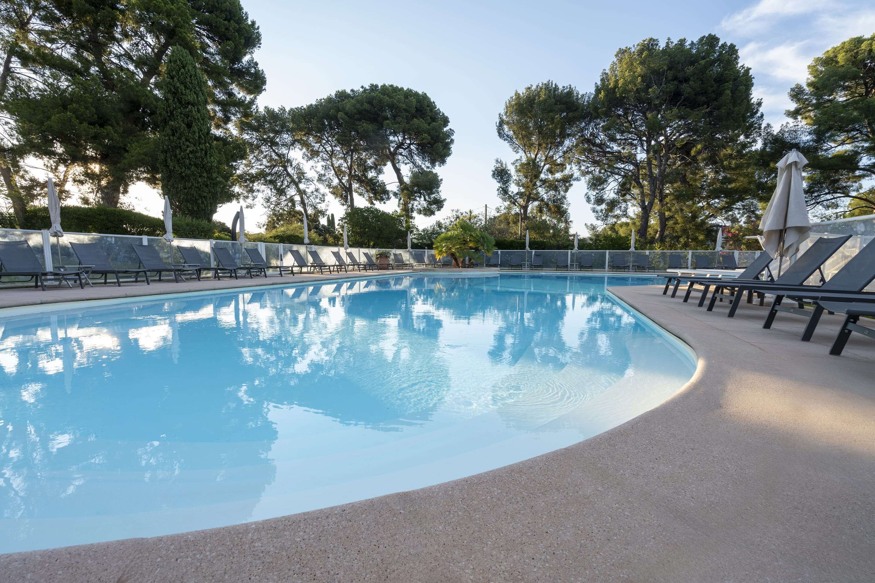 Photo - Grand Hotel Des Lecques, BW Signature Collection
