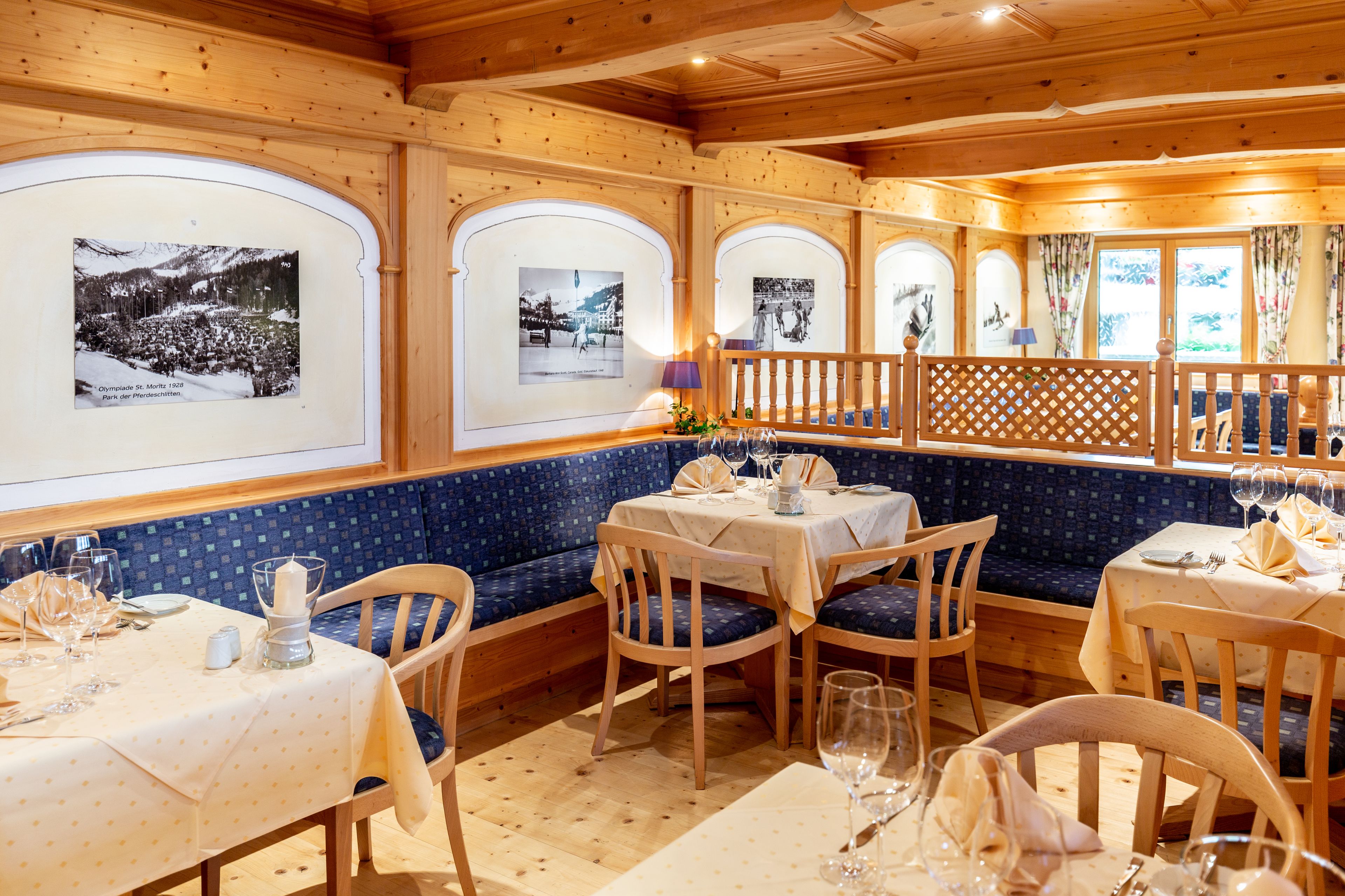 2 restaurants, breakfast, lunch served; local and international cuisine