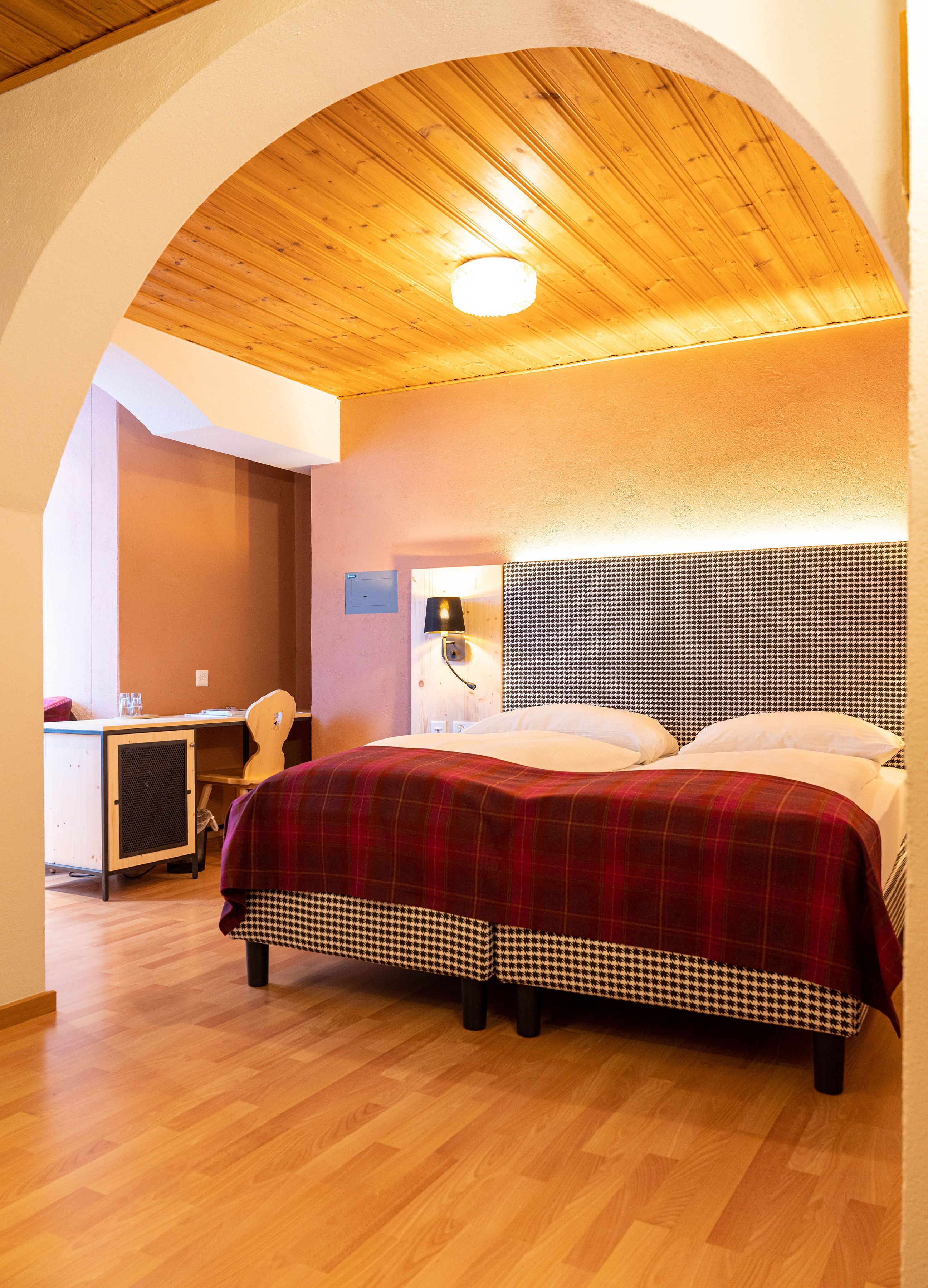 Comfort Double Room | Minibar, in-room safe, desk, free WiFi