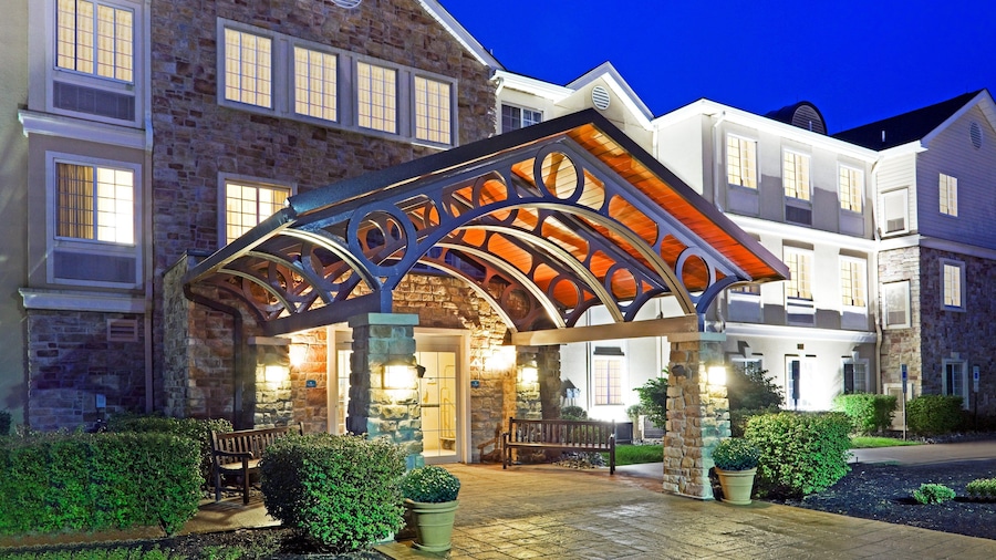 Staybridge Suites Cranbury by IHG