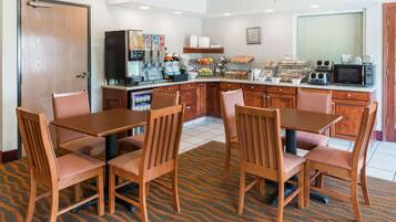 Free daily buffet breakfast