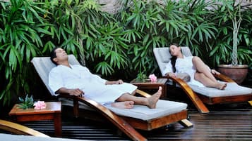 Couples treatment room(s), body treatments, body wraps, body scrubs