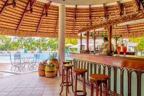 Poolside bar