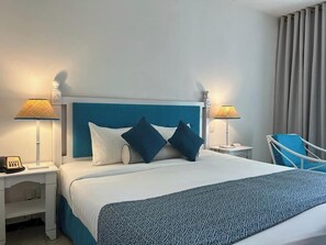 Standard Room | Hypo-allergenic bedding, minibar, in-room safe, cots/infant beds