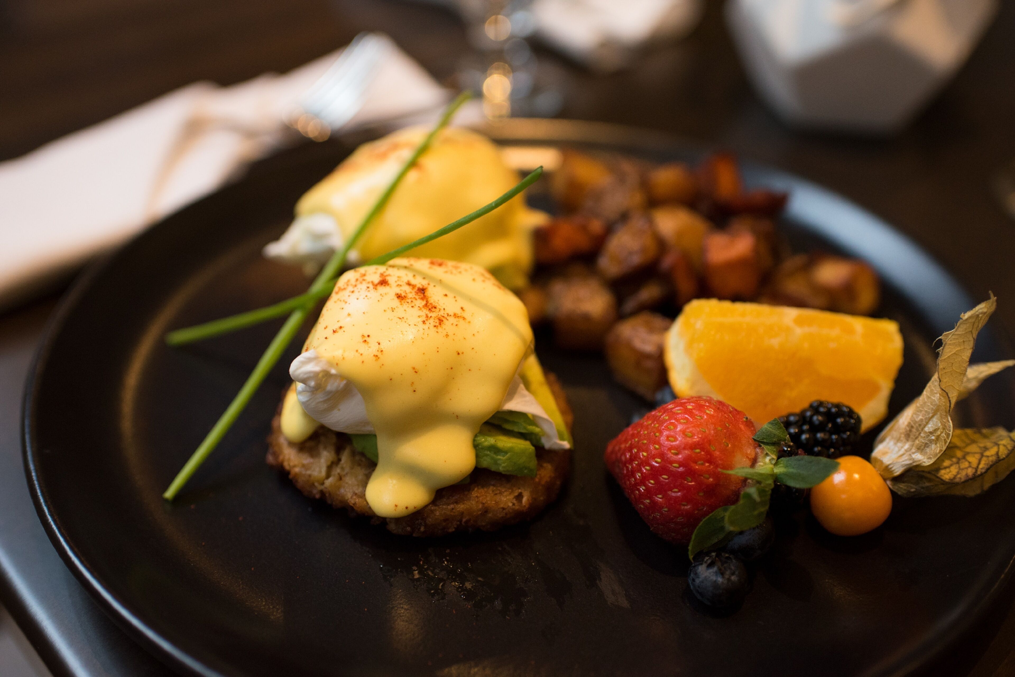 daily full breakfast (cad 25 per person)