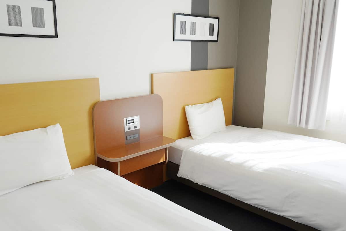 Desk, blackout curtains, iron/ironing board, free WiFi