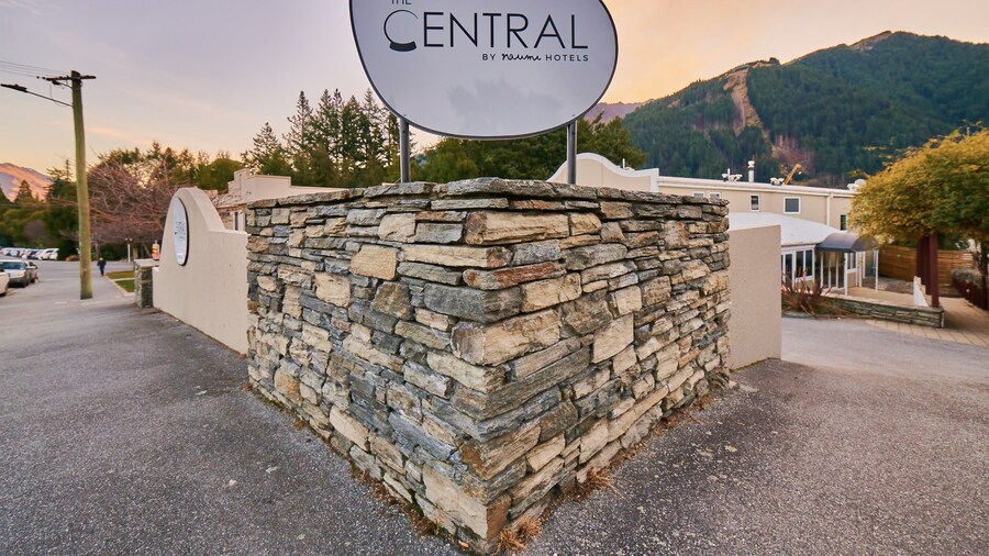 The Central Hotel Queenstown, A Naumi Chapter
