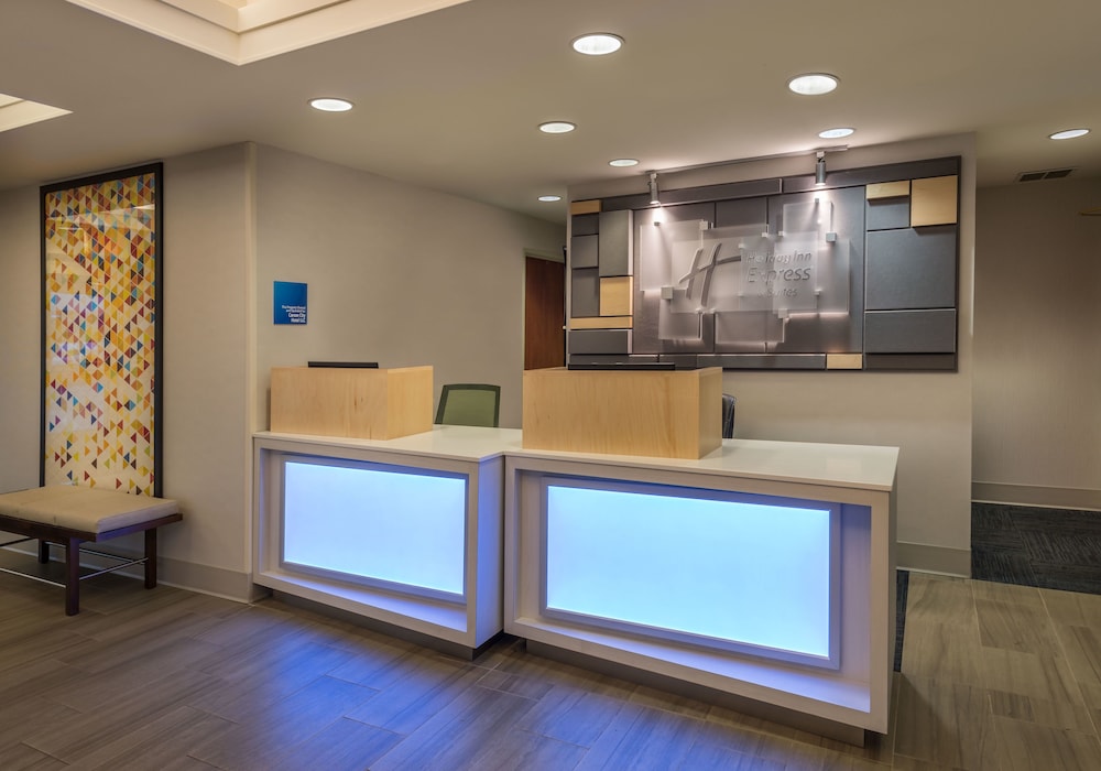 Holiday Inn Express & Suites Carson City by null