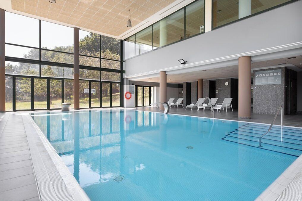 couples treatment room(s), body treatments, hydrotherapy, aromatherapy