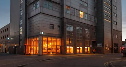 Holiday Inn Express Swindon City Centre by IHG