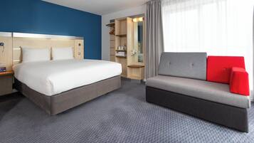 Standard Room, 1 King Bed, Corner (Free Hot Breakfast) | Desk, blackout drapes, free cribs/infant beds, free WiFi