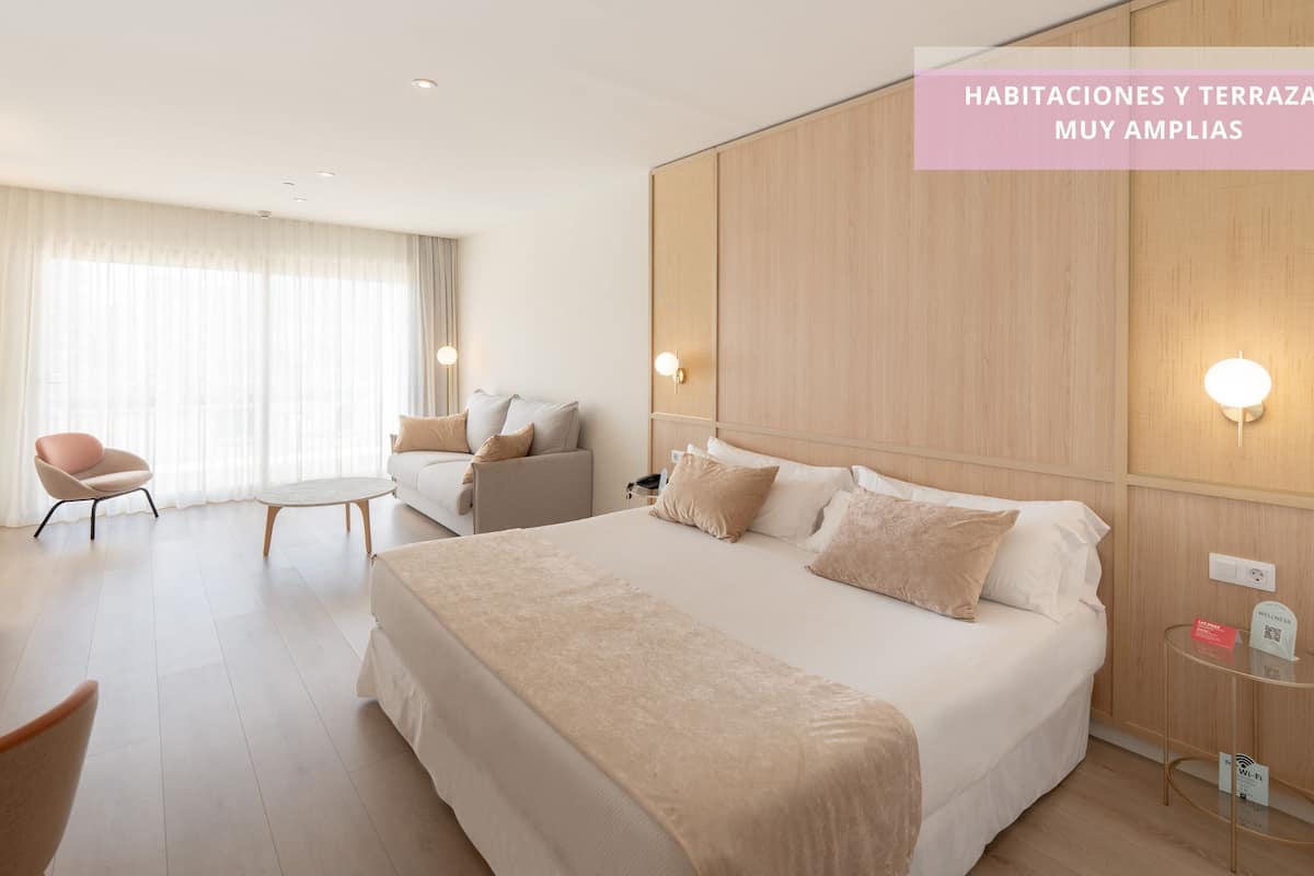 1 bedroom, minibar, in-room safe, desk