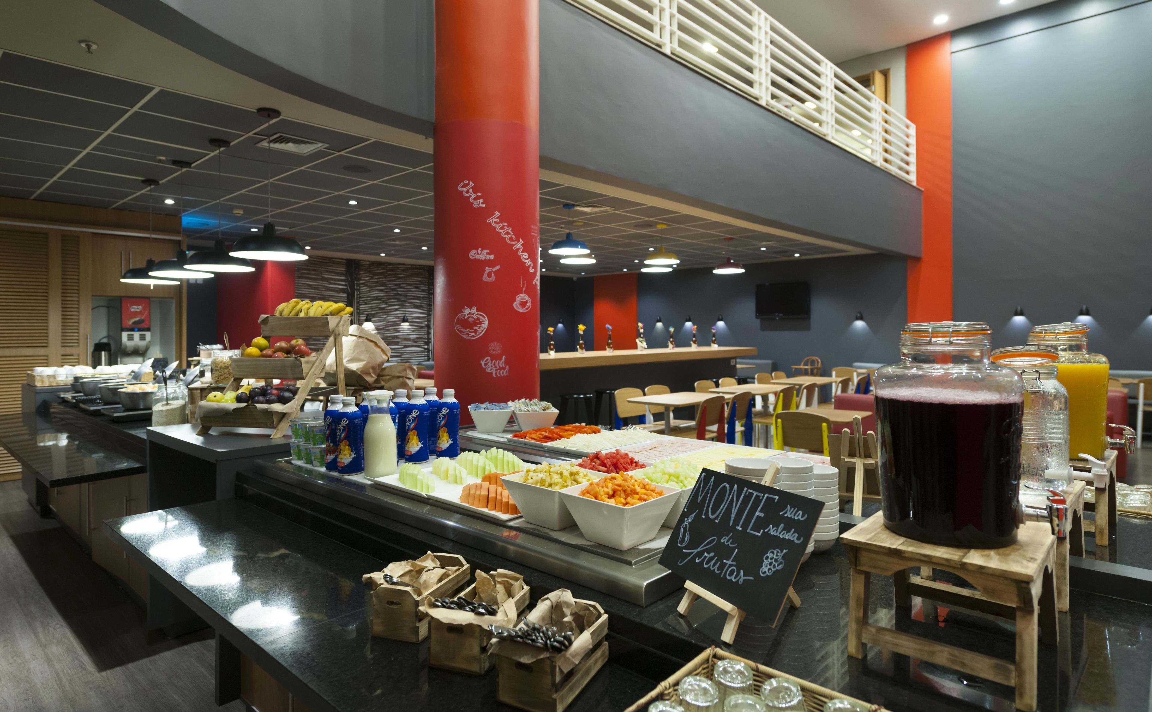 daily buffet breakfast (brl 53.00 per person)