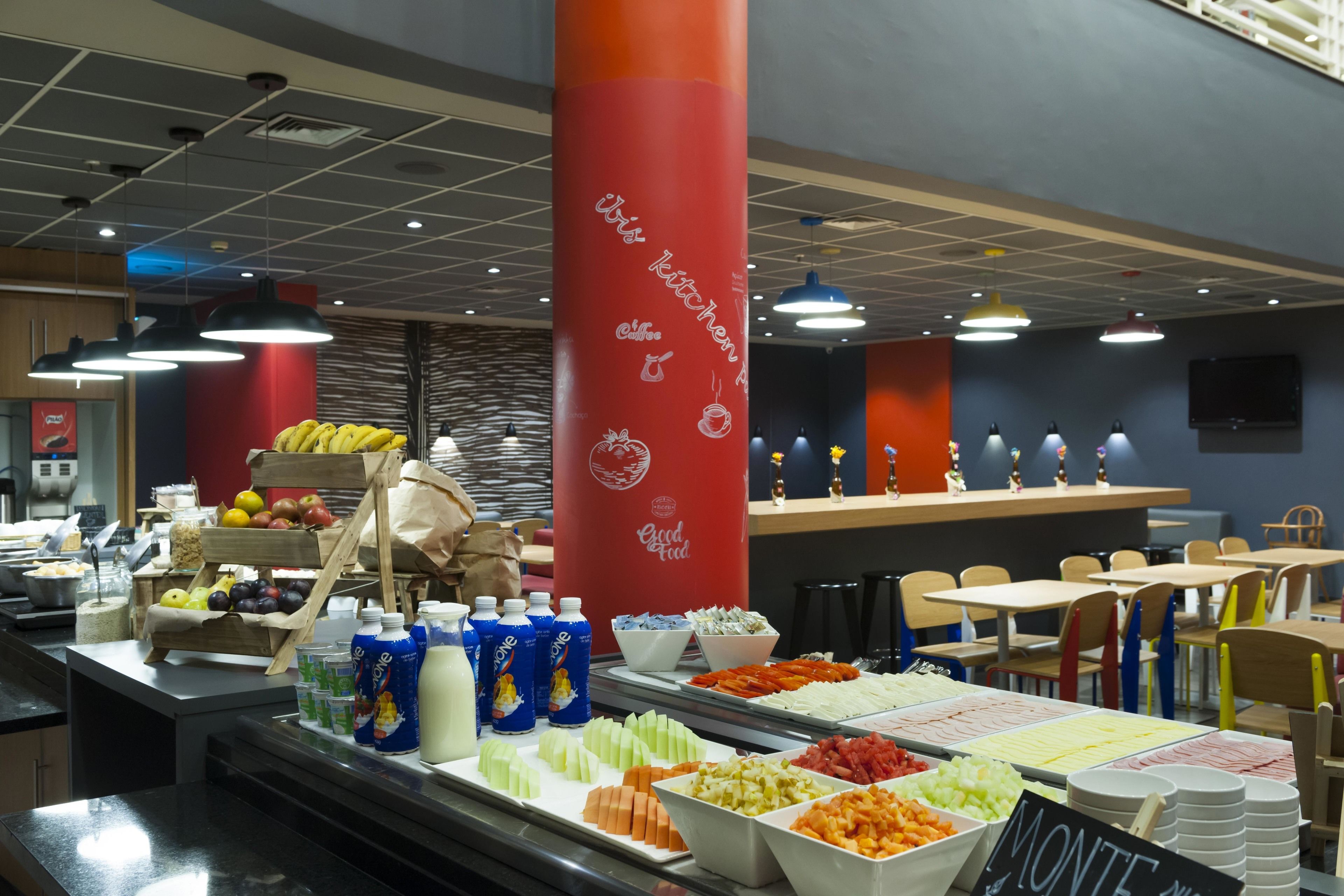 daily buffet breakfast (brl 53.00 per person)