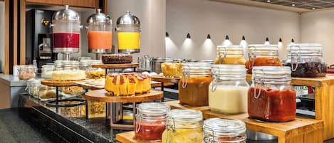 Free daily buffet breakfast