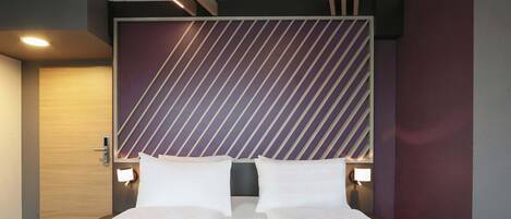 Premium Double Room | Hypo-allergenic bedding, in-room safe, desk, blackout drapes