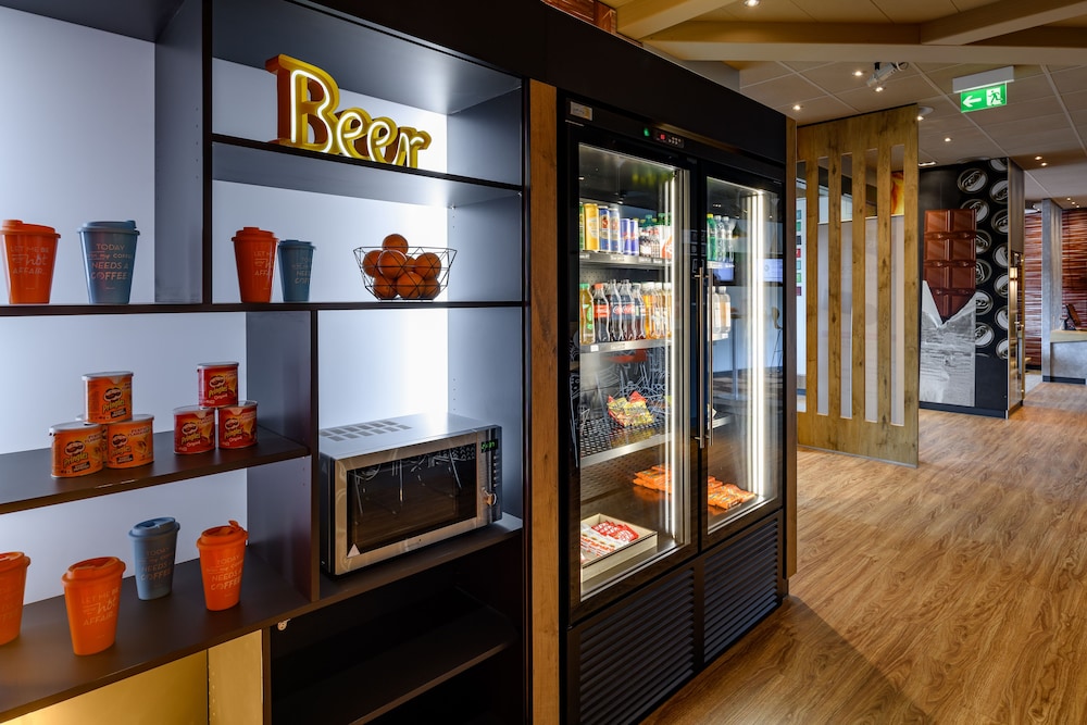 ibis Winterthur City by null