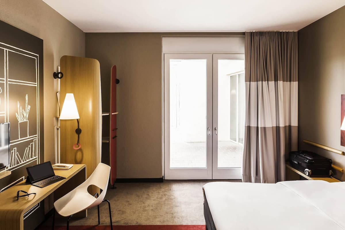 Zimmer, 1 Doppelbett, barrierefrei