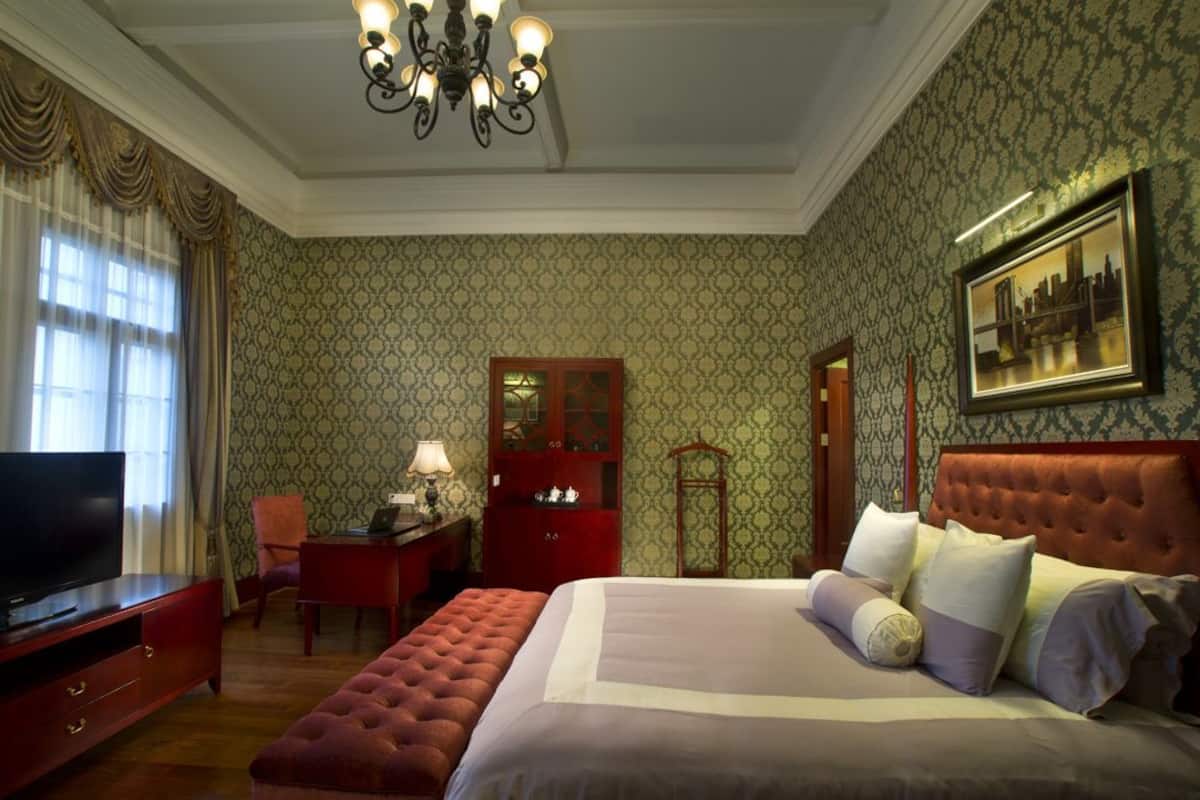 Executive Room (Richard) | Internet, alarm clocks