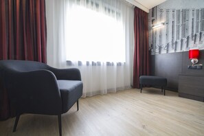 In-room safe, desk, free cribs/infant beds, free WiFi - Bastion Hotel Zoetermeer (Zoetermeer)