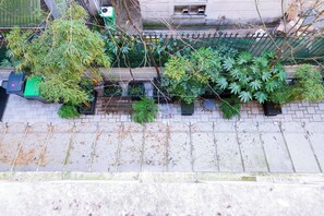 Classic Apartment | Terrace/patio