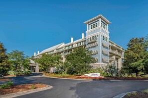 Exterior - Hilton Grand Vacations Club in Sandestin Golf & Beach Resort (Miramar Beach)