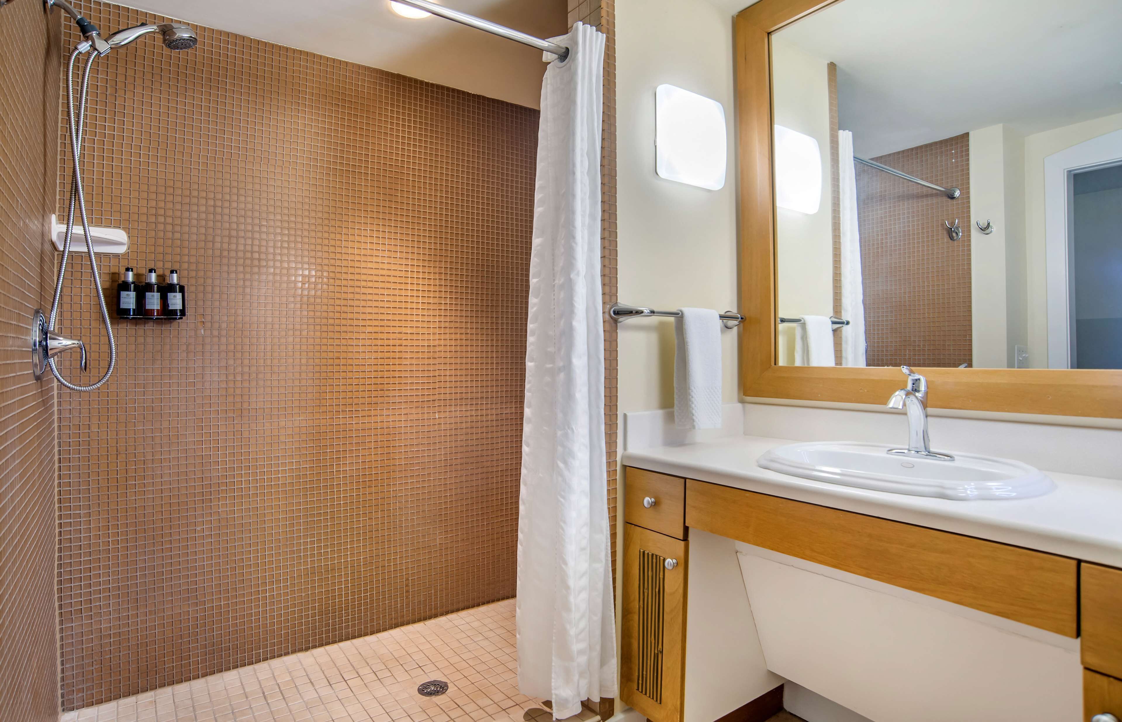 Shower kamar mandi