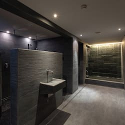 Couples treatment room(s), sauna, body treatments, hydrotherapy