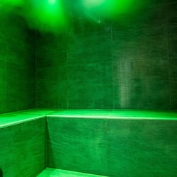 Couples treatment room(s), sauna, body treatments, hydrotherapy