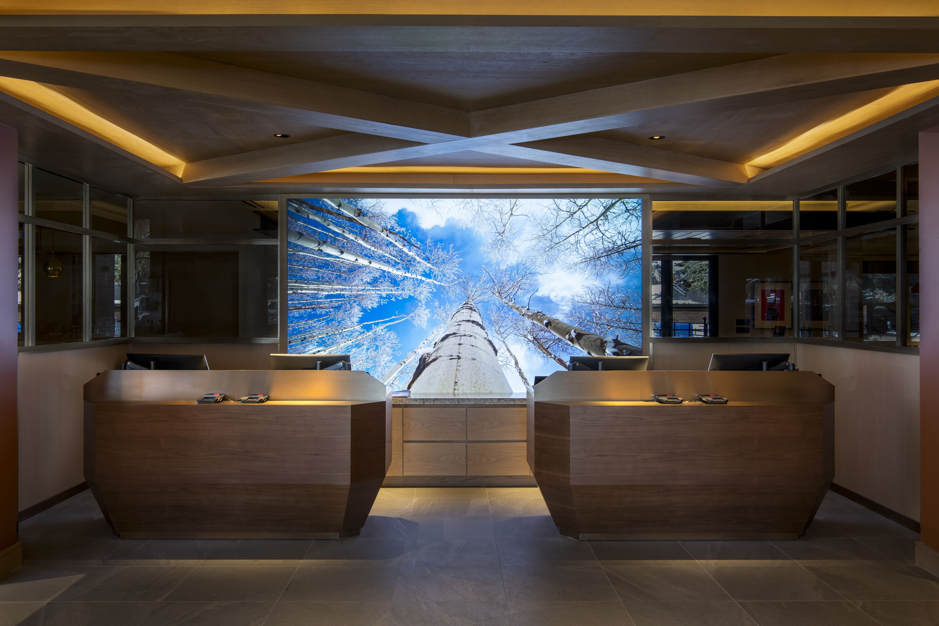 Concierge desk
