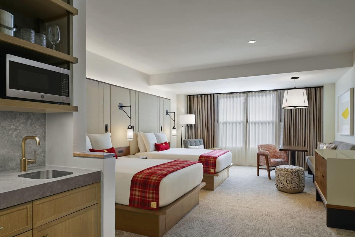 Roupas de cama premium, cofres nos quartos