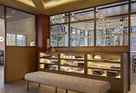 Gift shop. Limelight Hotel Aspen