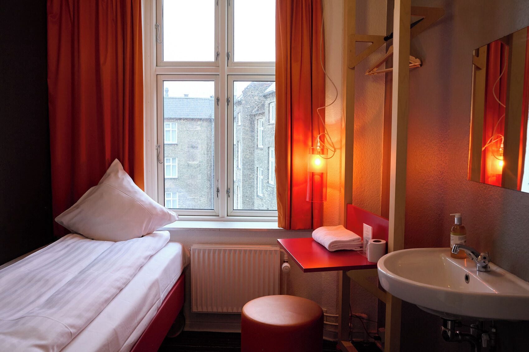 ACE HOTEL PENDELETON N UMBER(N)INEクッション赤 Annex Copenhagen Reviews & Photos 2026 | Expedia
