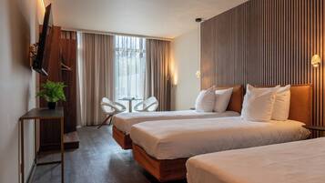 1 bedroom, minibar, in-room safe, desk