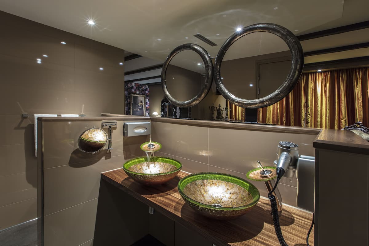 old dutch masters suite | bathroom sink